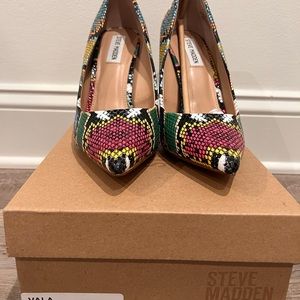 Steve Madden Vala Snake Multi Color 9.5 heels NIB